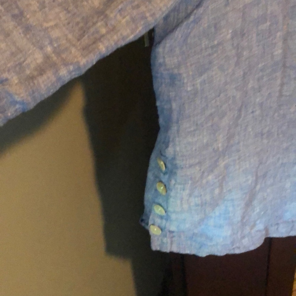 Top - Picture 4 of 4